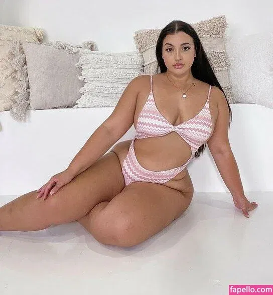 Tiana Sala Onlyfans Photo Gallery 