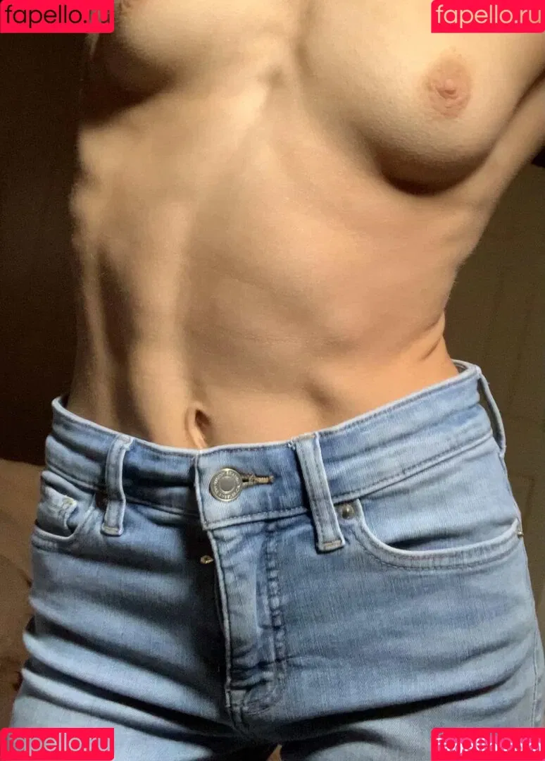 teenytinyblondievip Onlyfans Photo Gallery 