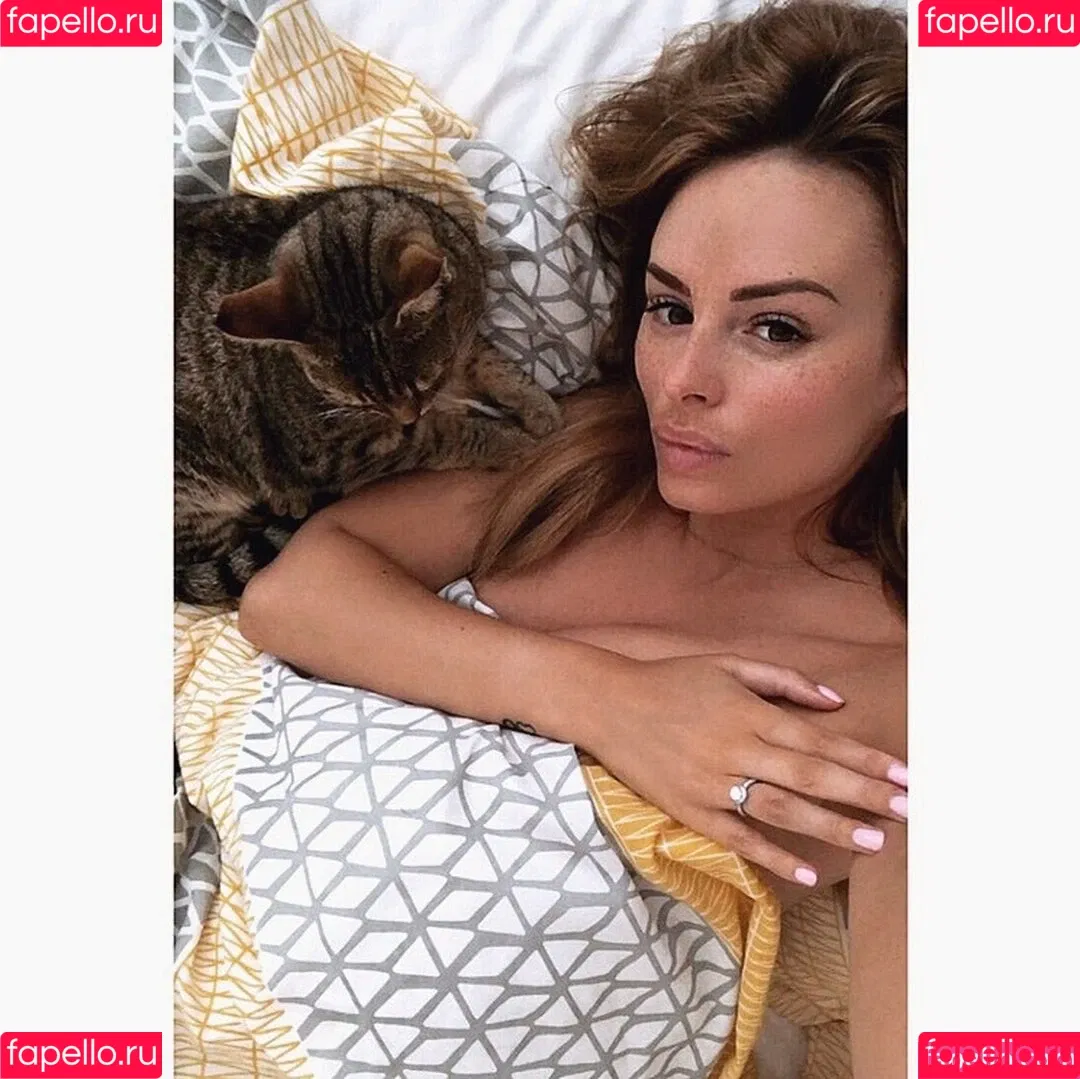 Rhian Sugden Onlyfans Photo Gallery 