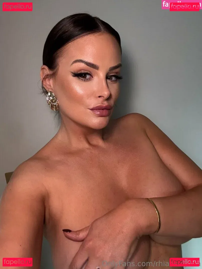 Rhian Sugden Onlyfans Photo Gallery 