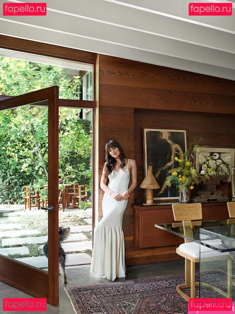 Dakota Johnson Onlyfans Photo Gallery 