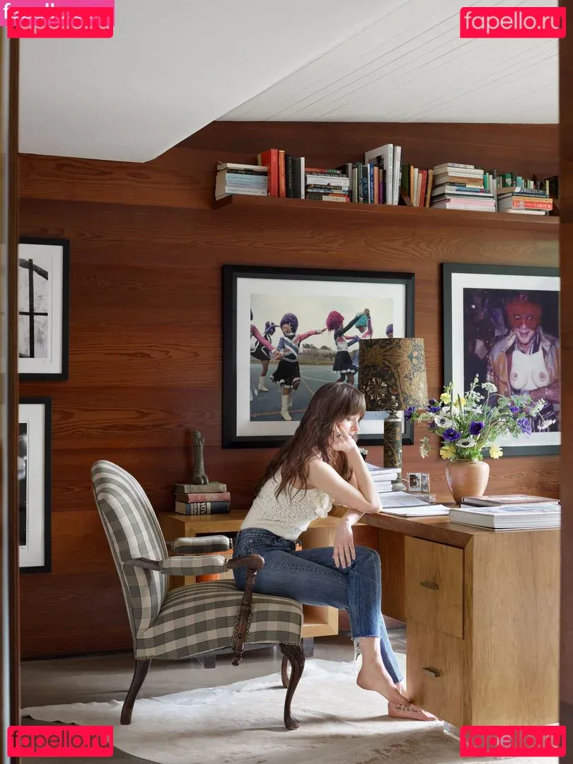 Dakota Johnson Onlyfans Photo Gallery 