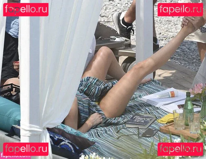 Dakota Johnson Onlyfans Photo Gallery 