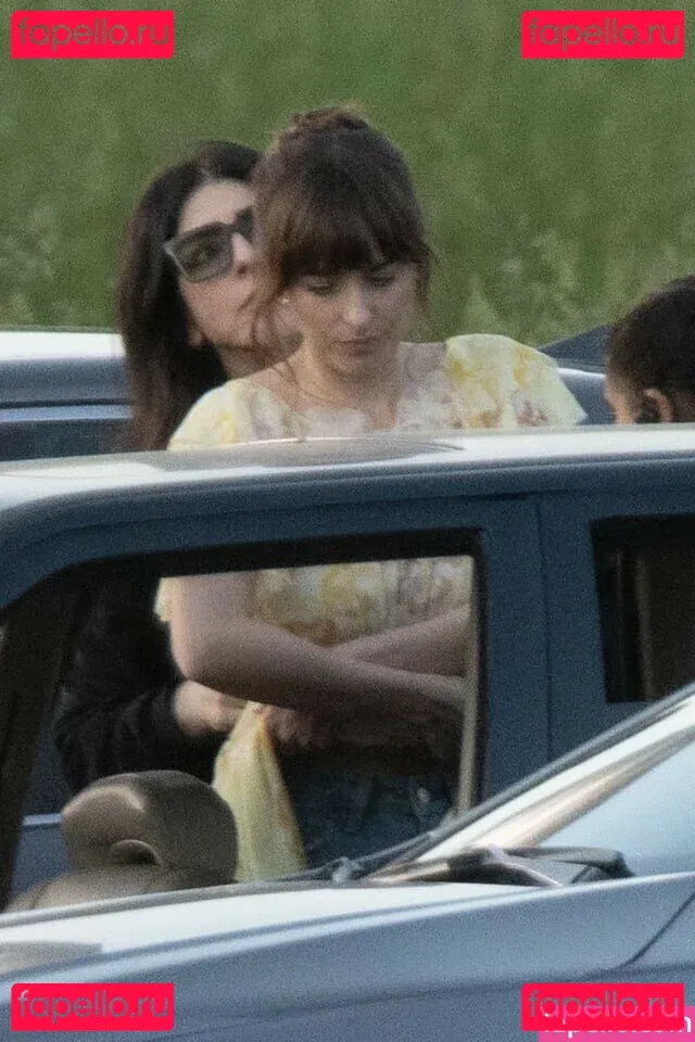 Dakota Johnson Onlyfans Photo Gallery 