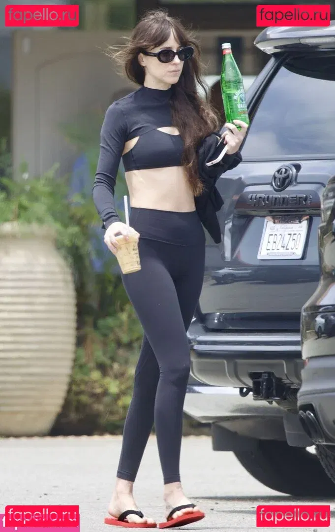 Dakota Johnson Onlyfans Photo Gallery 