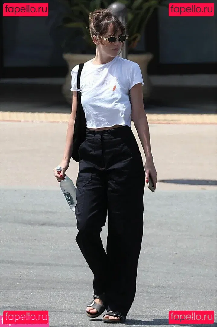 Dakota Johnson Onlyfans Photo Gallery 