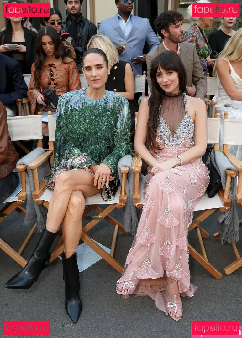 Dakota Johnson Onlyfans Photo Gallery 