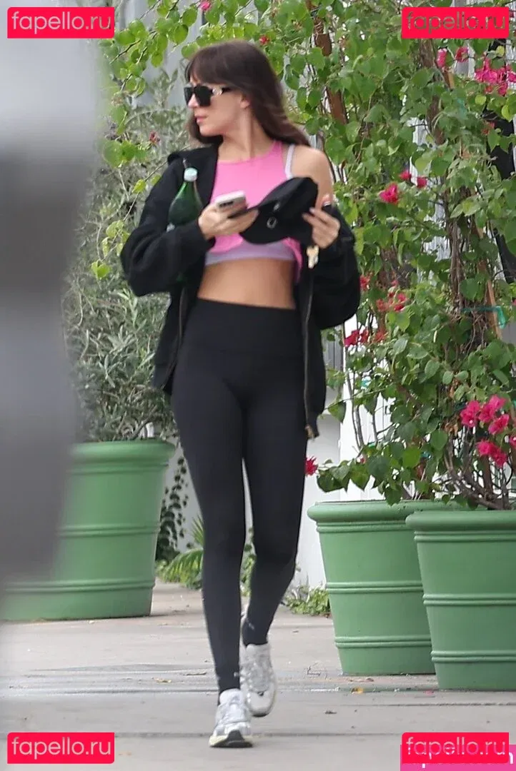 Dakota Johnson Onlyfans Photo Gallery 