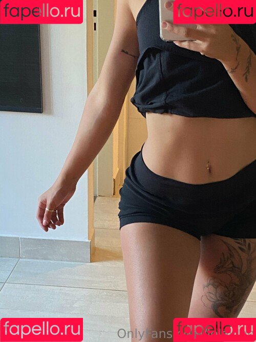 lolaylen Onlyfans Photo Gallery 