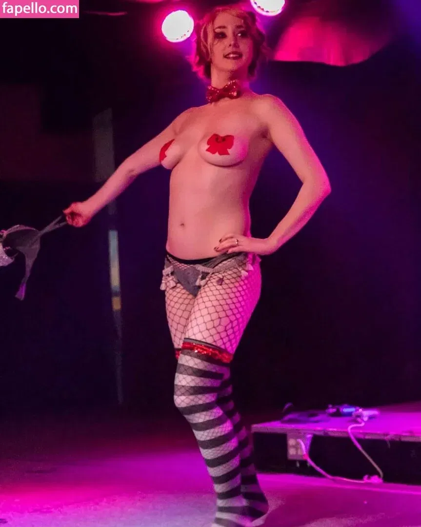 Pippsy Pinwheel Onlyfans Photo Gallery 