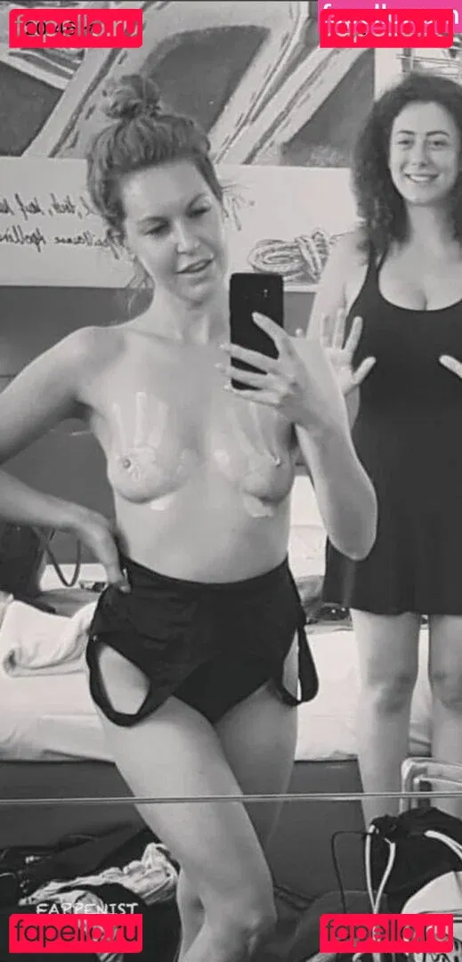 Ines Anioli Onlyfans Photo Gallery 