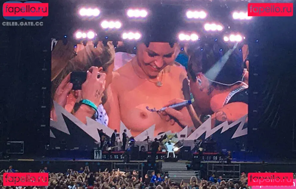 Ines Anioli Onlyfans Photo Gallery 