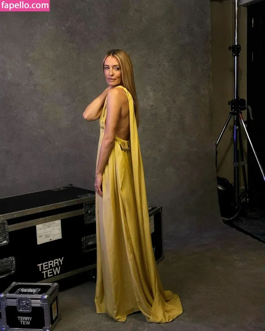 Cat Deeley Onlyfans Photo Gallery 