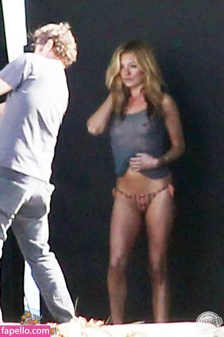 Cat Deeley Onlyfans Photo Gallery 