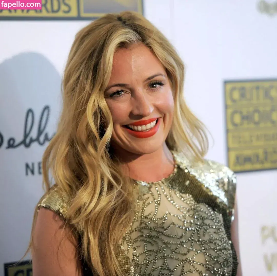 Cat Deeley Onlyfans Photo Gallery 