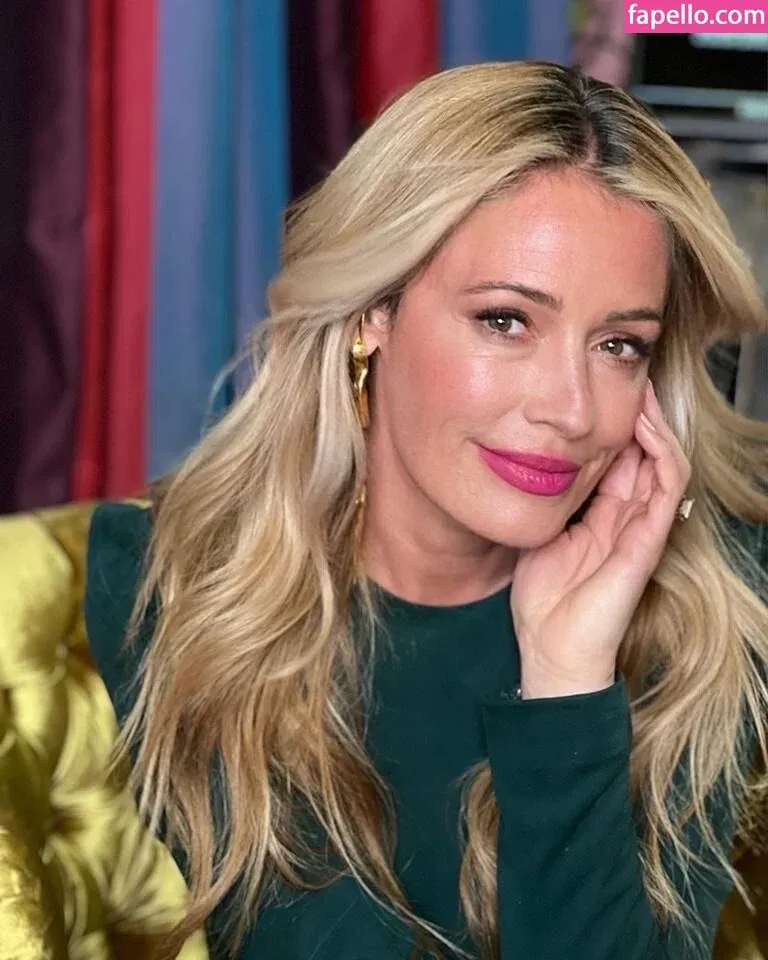 Cat Deeley Onlyfans Photo Gallery 