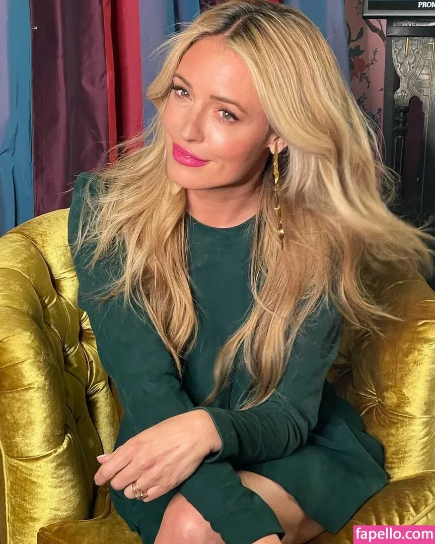 Cat Deeley Onlyfans Photo Gallery 