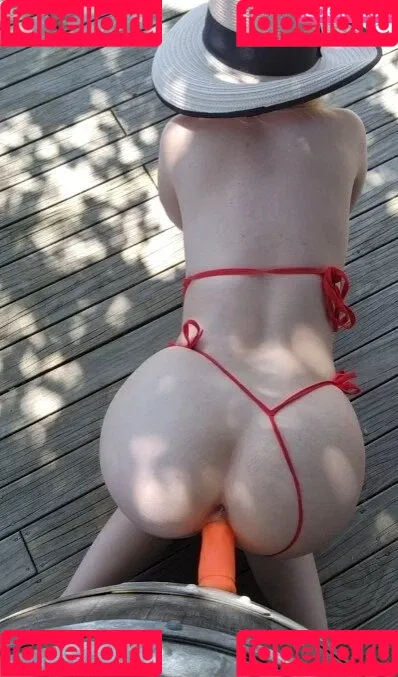 Mikomin Onlyfans Photo Gallery 