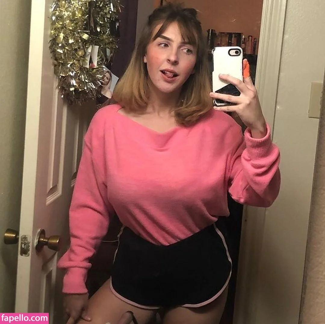 Mikomin Onlyfans Photo Gallery 