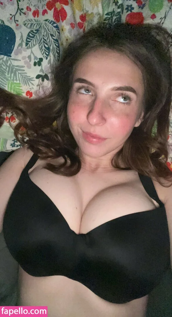 Mikomin Onlyfans Photo Gallery 