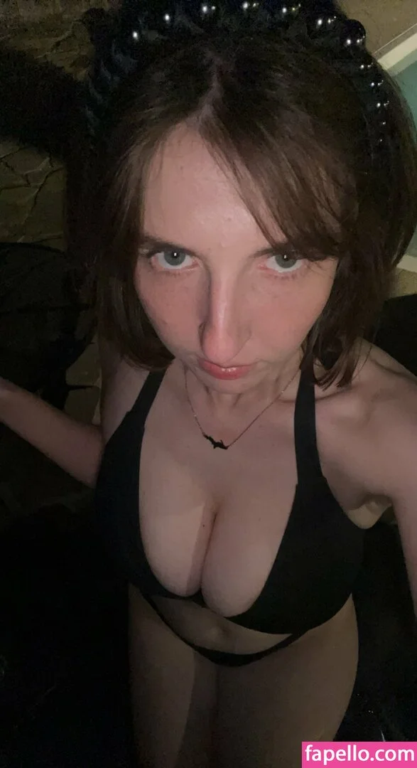 Mikomin Onlyfans Photo Gallery 