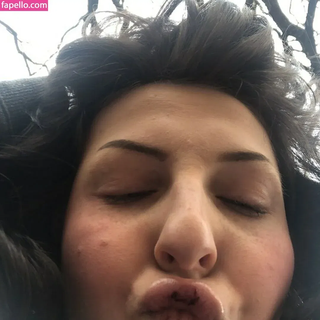 Mikomin Onlyfans Photo Gallery 