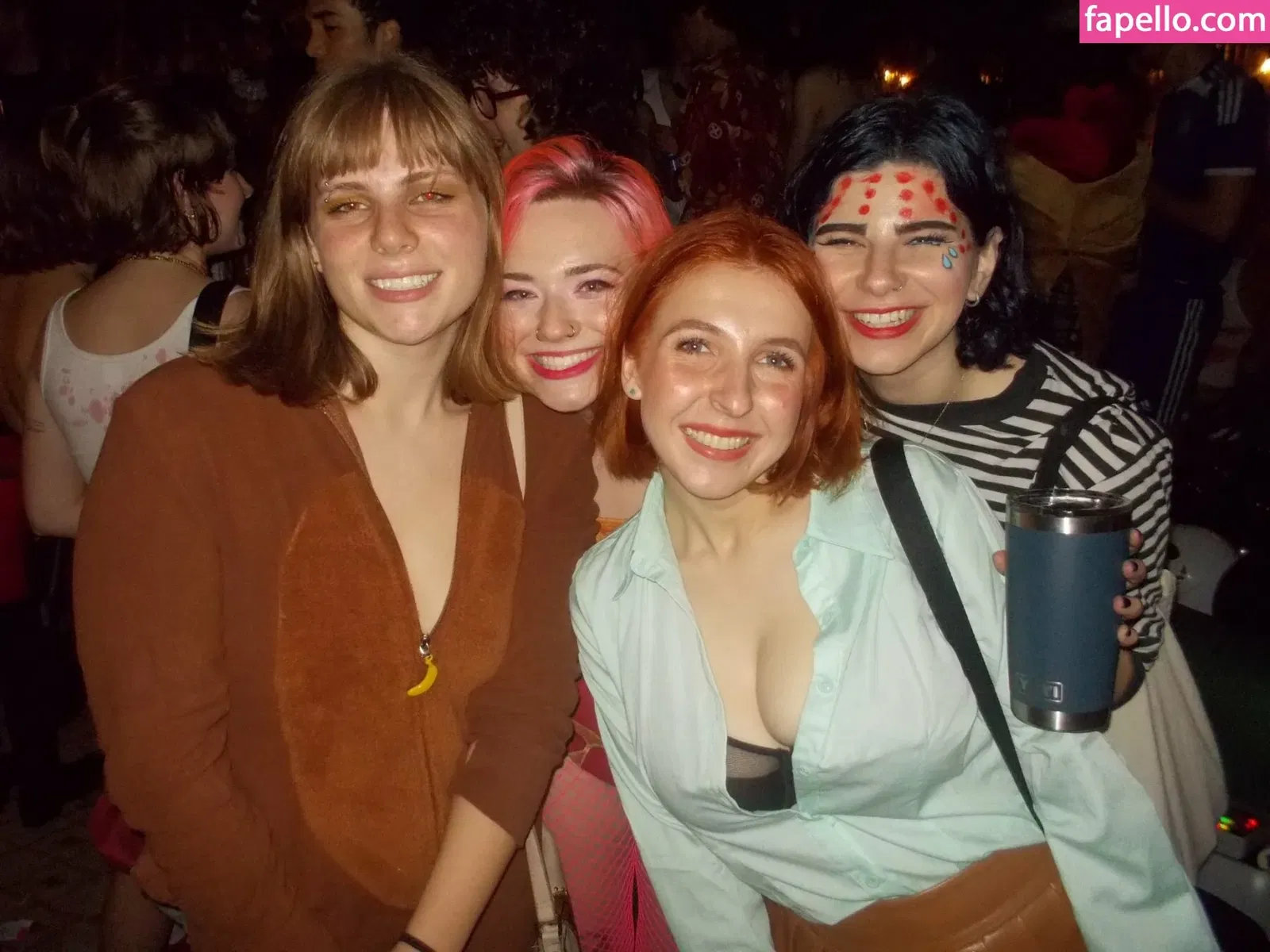 Mikomin Onlyfans Photo Gallery 