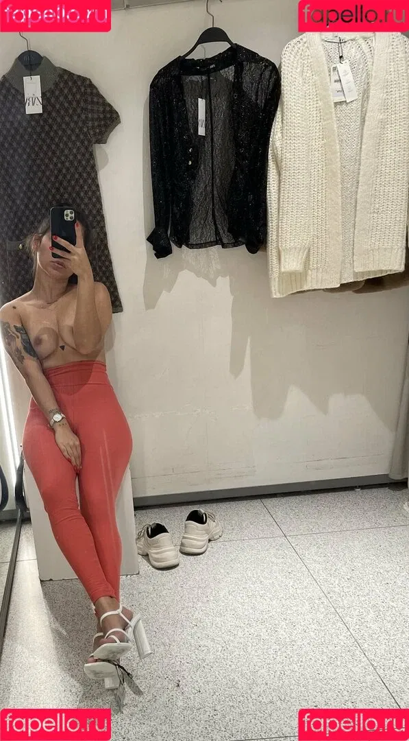 Julieta Baldon Onlyfans Photo Gallery 