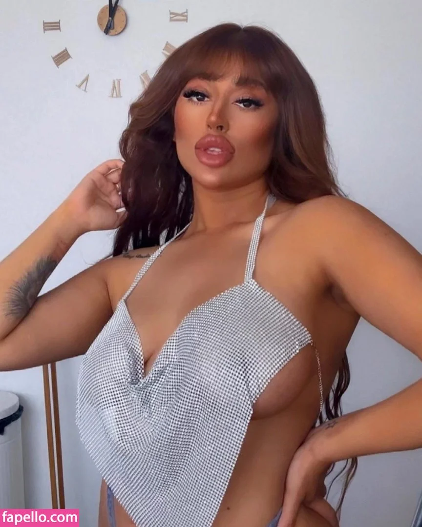 T. Priori Onlyfans Photo Gallery 