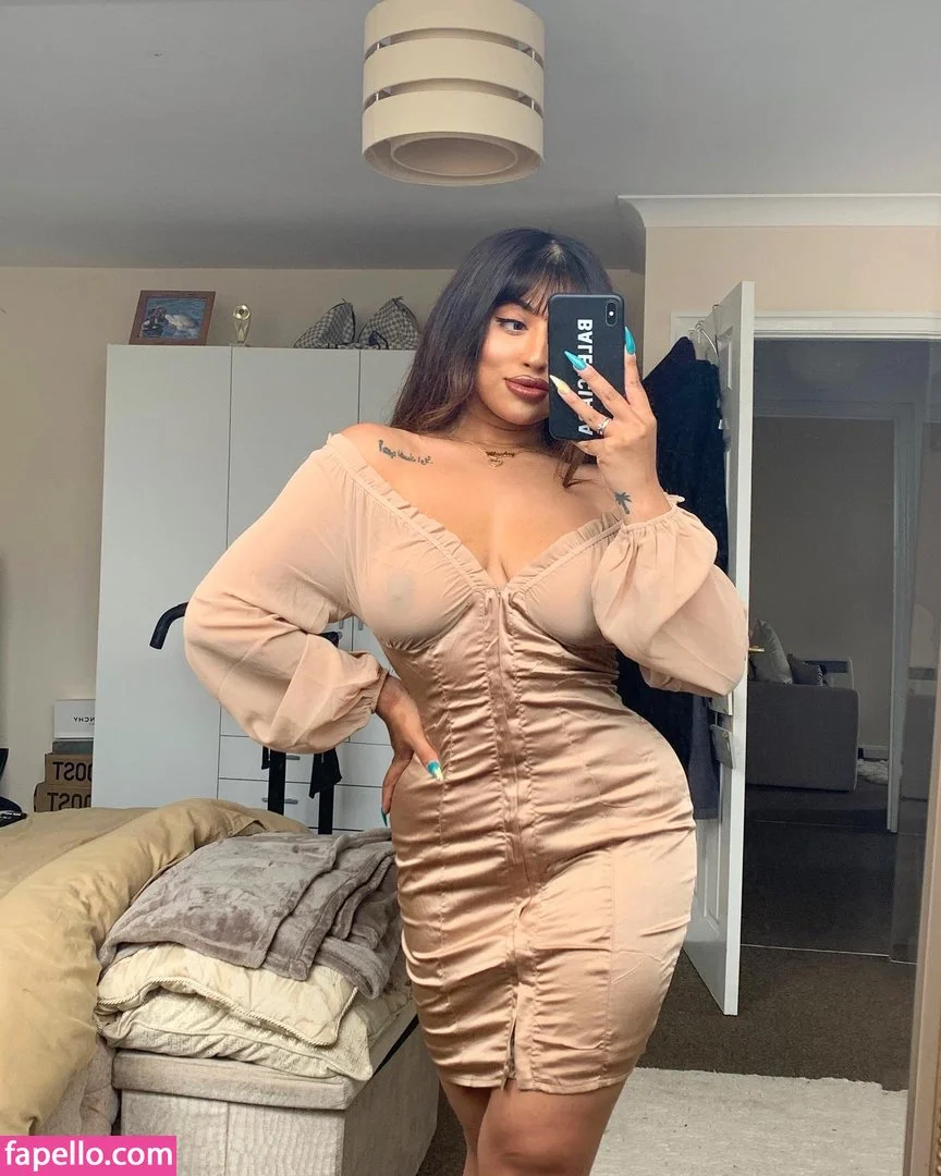 T. Priori Onlyfans Photo Gallery 