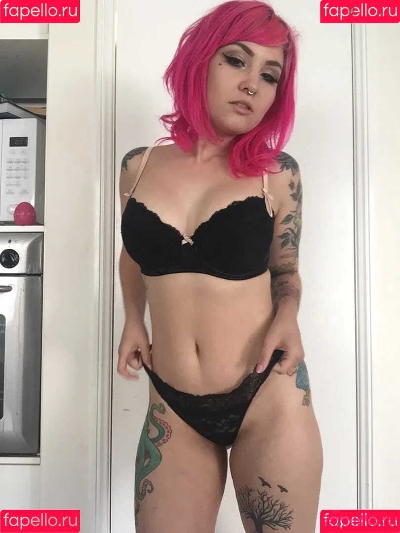 arachnie Onlyfans Photo Gallery 