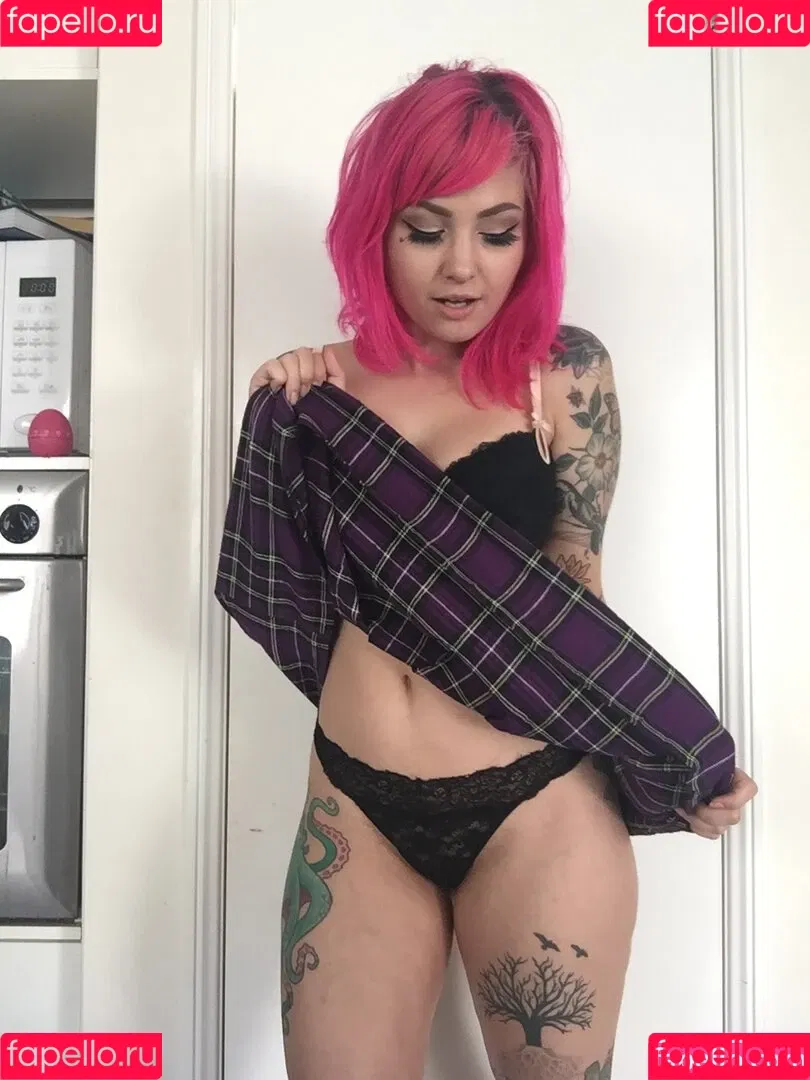 arachnie Onlyfans Photo Gallery 