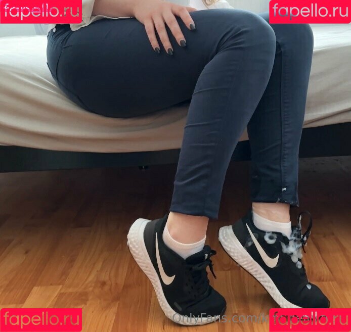 kim.deity.free Onlyfans Photo Gallery 