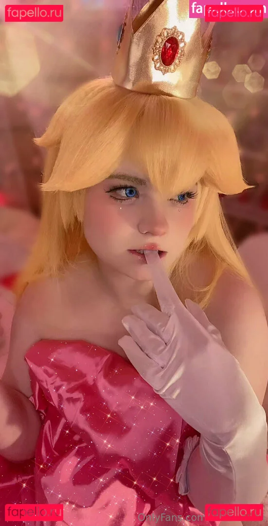 sakihasemi Onlyfans Photo Gallery 