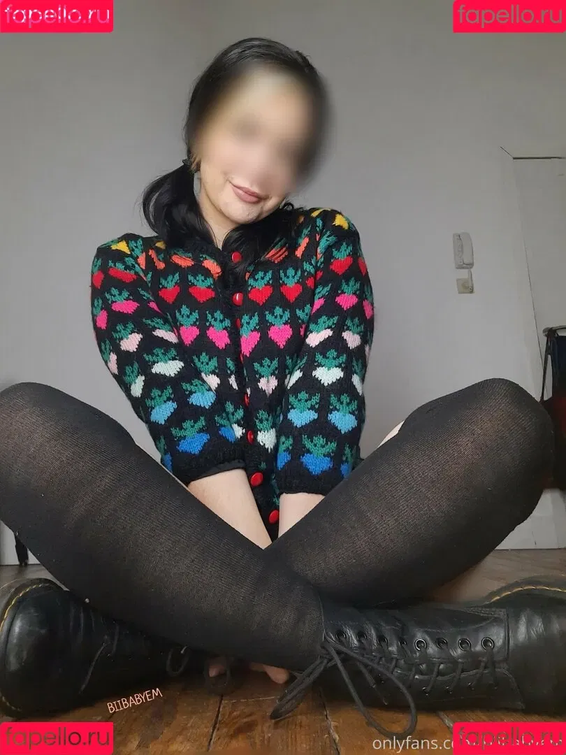 emiliamars Onlyfans Photo Gallery 