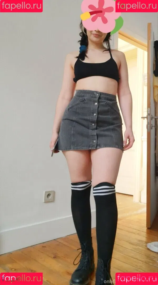 emiliamars Onlyfans Photo Gallery 
