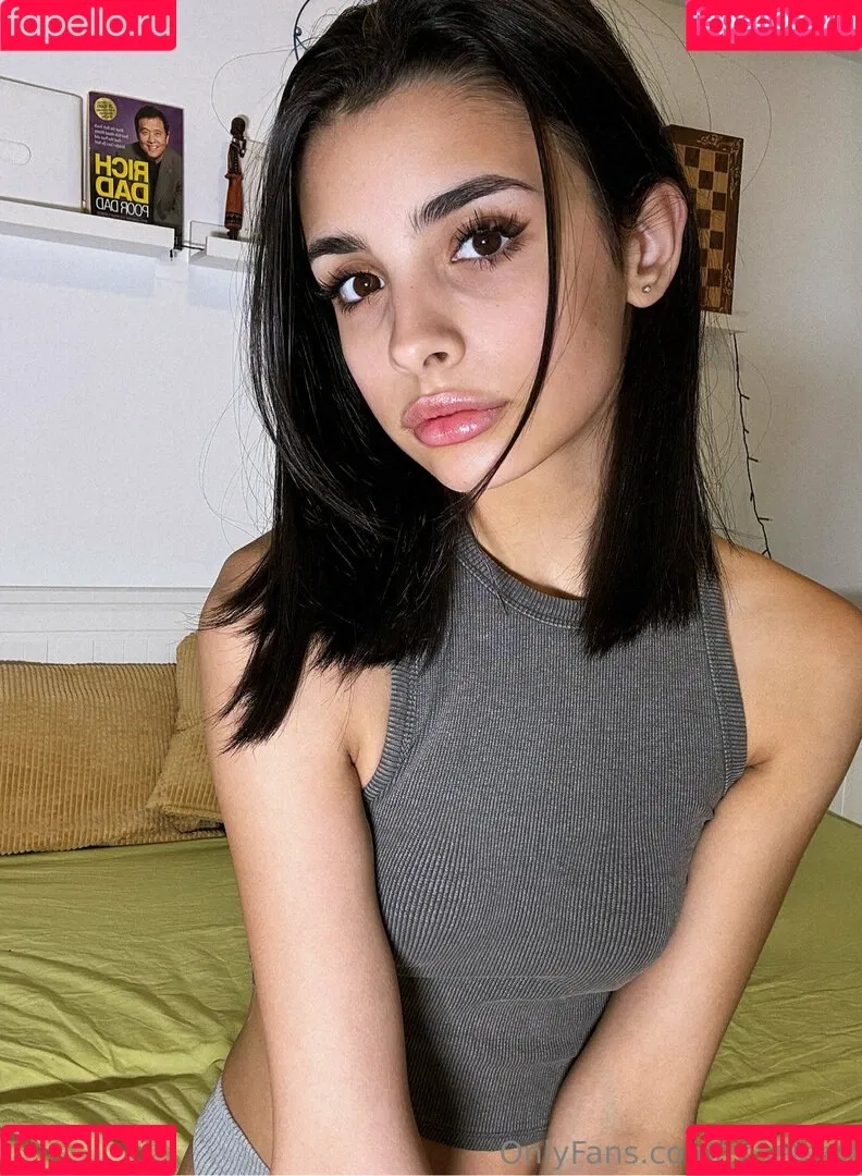 roselean Onlyfans Photo Gallery 