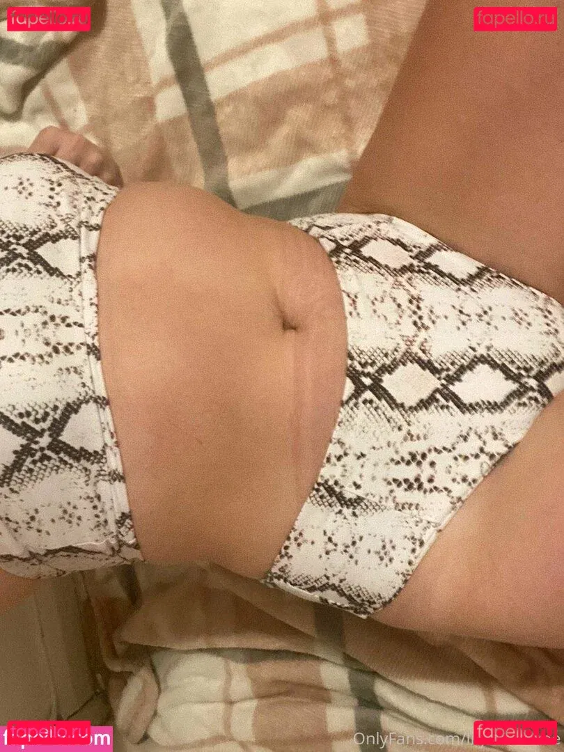 lilyevansfree Onlyfans Photo Gallery 