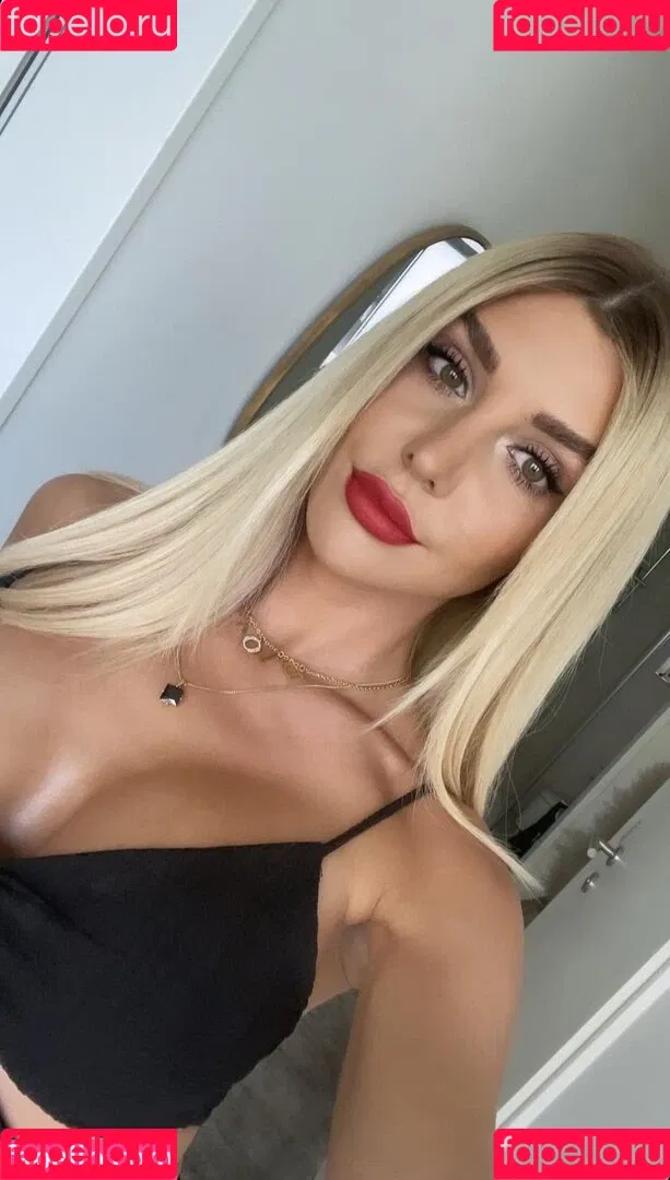 Gerda Lewis Onlyfans Photo Gallery 