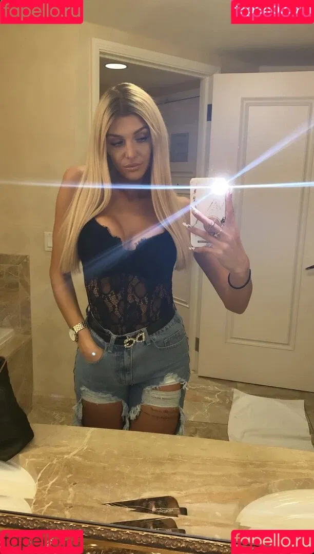 Gerda Lewis Onlyfans Photo Gallery 
