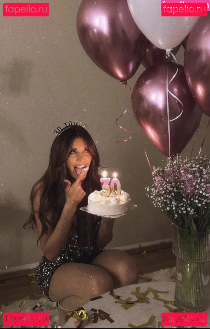 Gerda Lewis Onlyfans Photo Gallery 