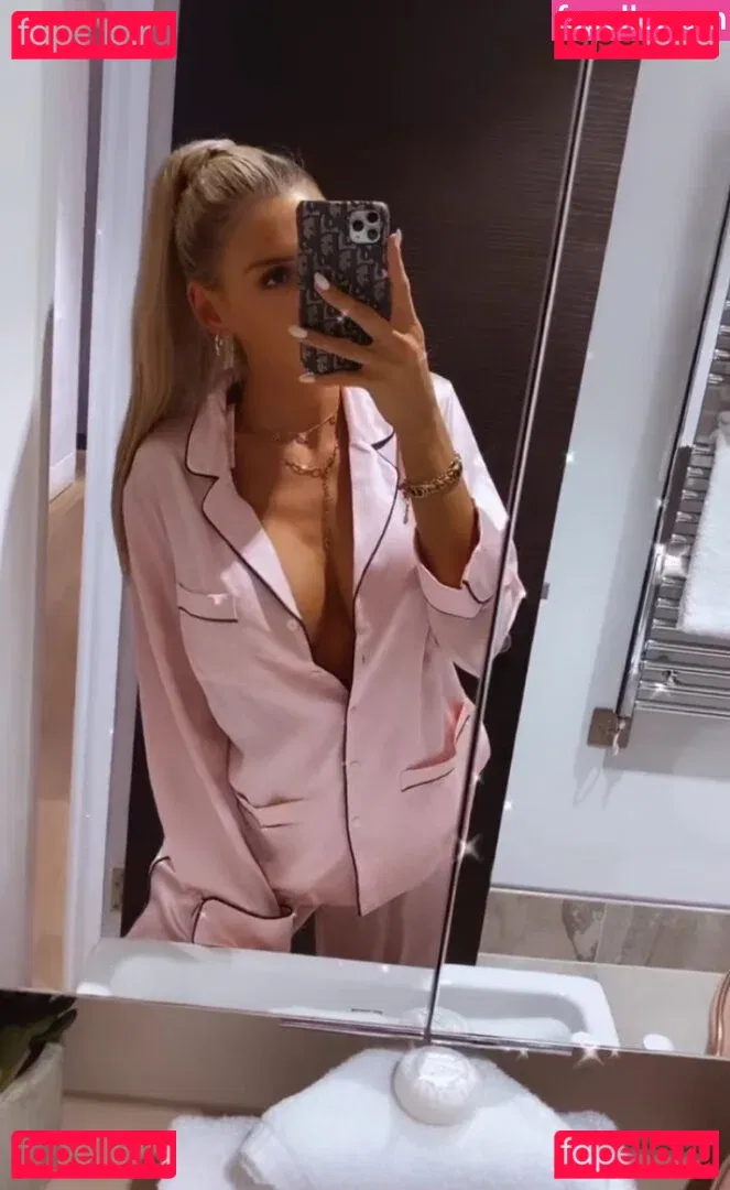 Gerda Lewis Onlyfans Photo Gallery 