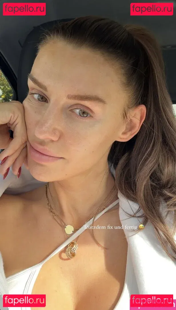 Gerda Lewis Onlyfans Photo Gallery 