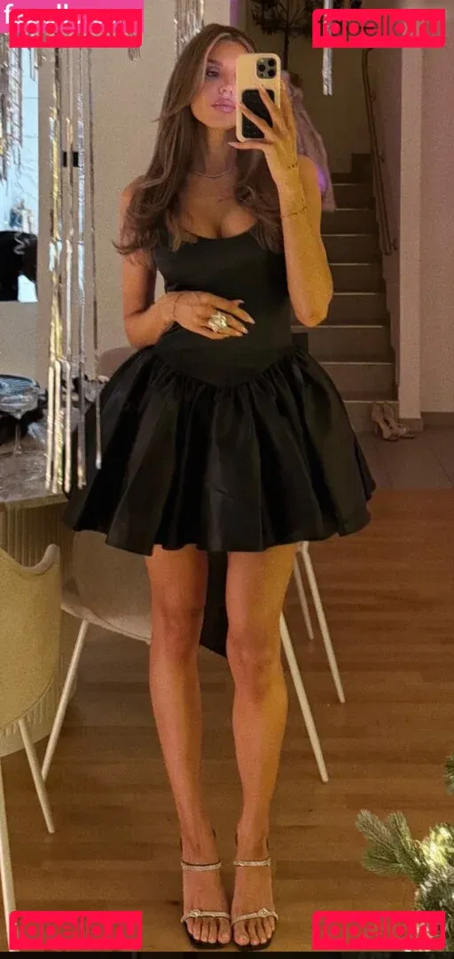 Gerda Lewis Onlyfans Photo Gallery 