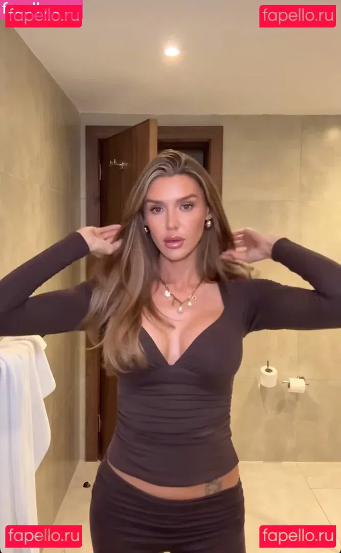 Gerda Lewis Onlyfans Photo Gallery 