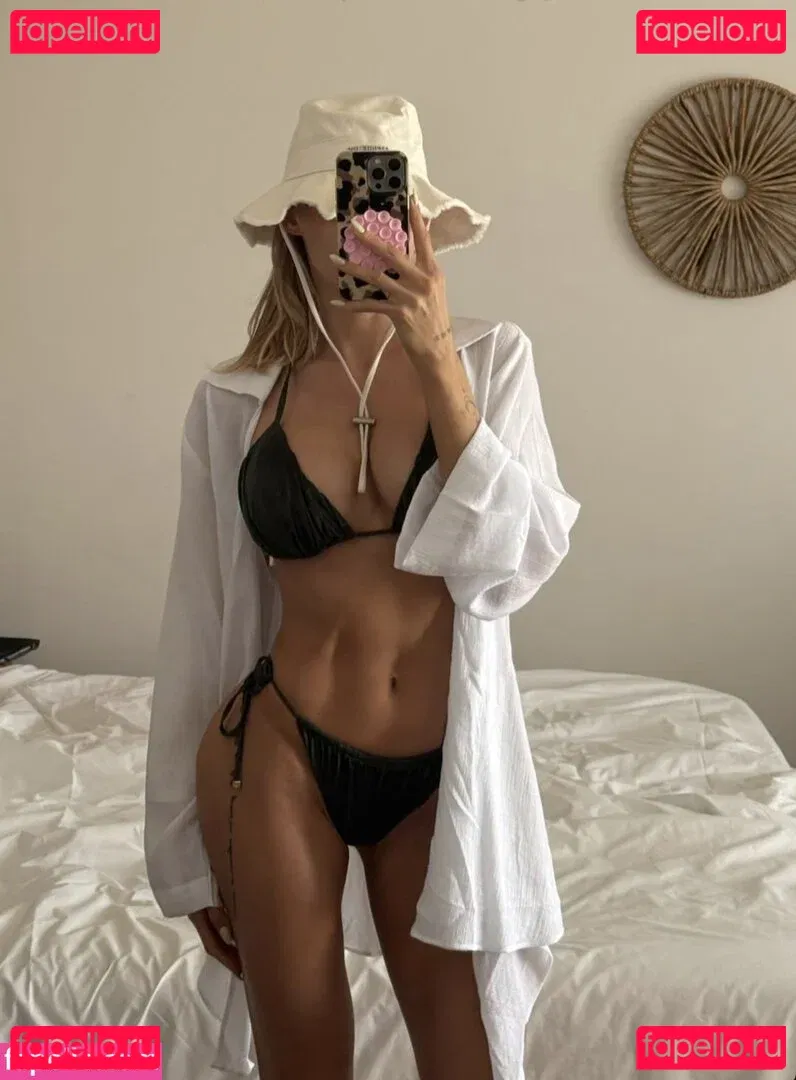 Gerda Lewis Onlyfans Photo Gallery 