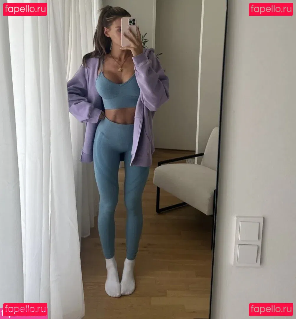 Gerda Lewis Onlyfans Photo Gallery 