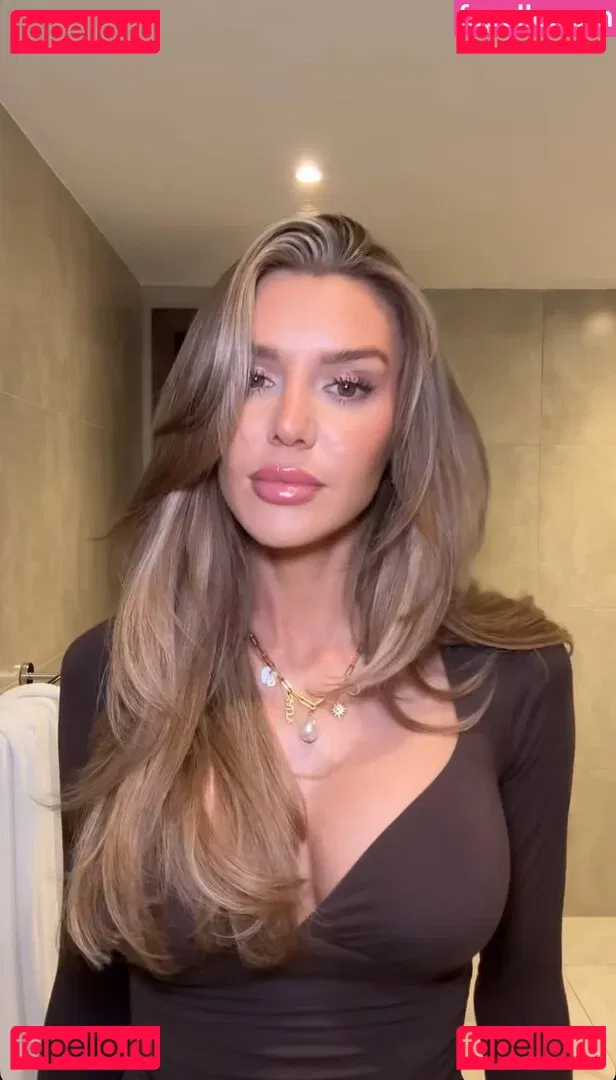 Gerda Lewis Onlyfans Photo Gallery 