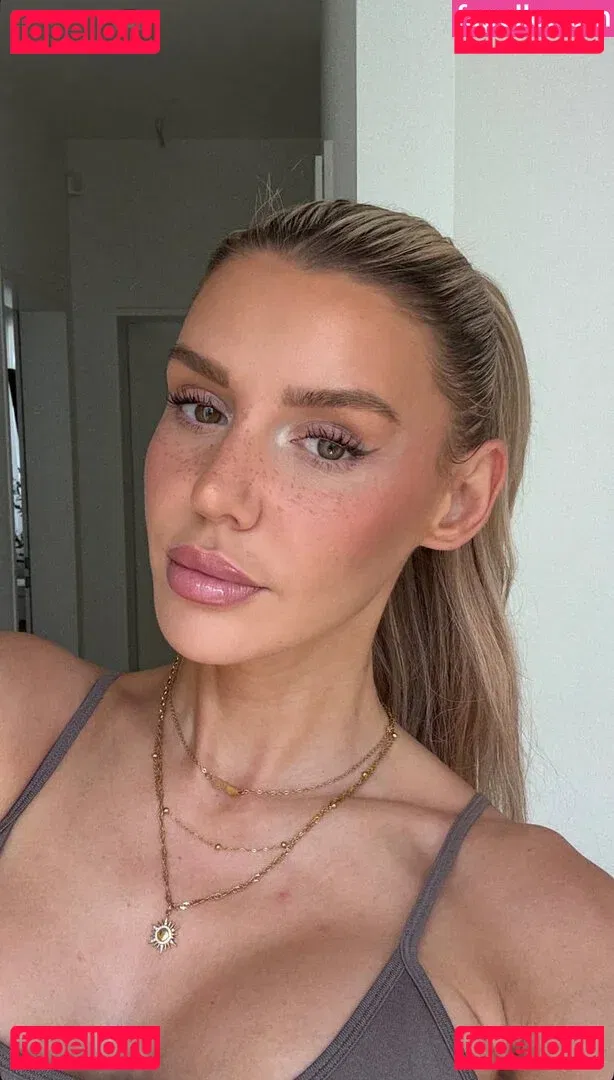 Gerda Lewis Onlyfans Photo Gallery 