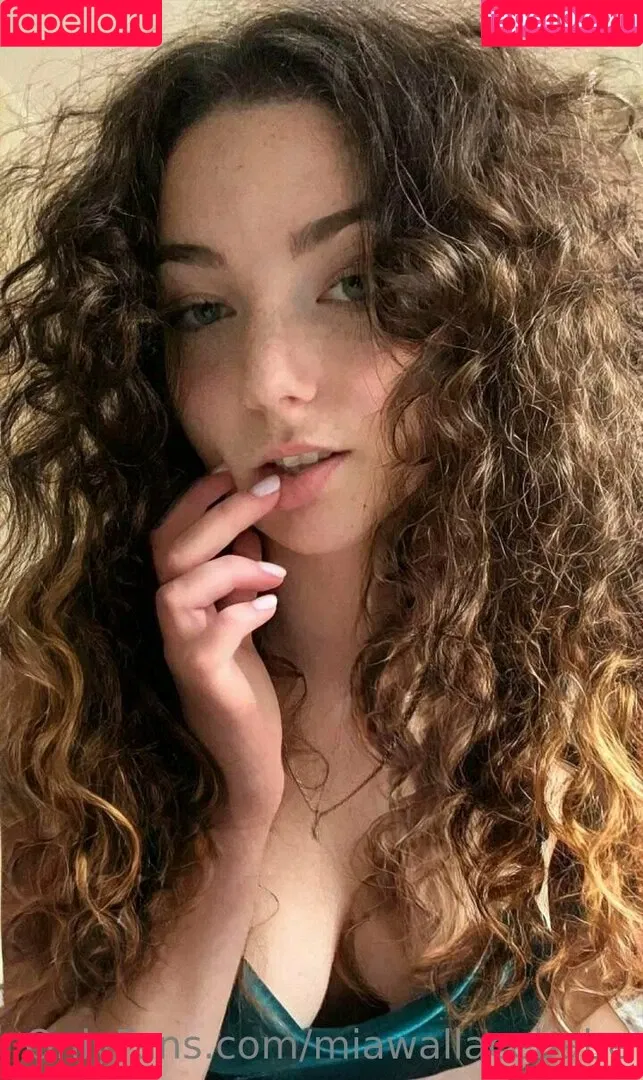 miawallacebabe Onlyfans Photo Gallery 